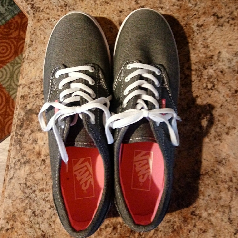 Womens Vans shoes
